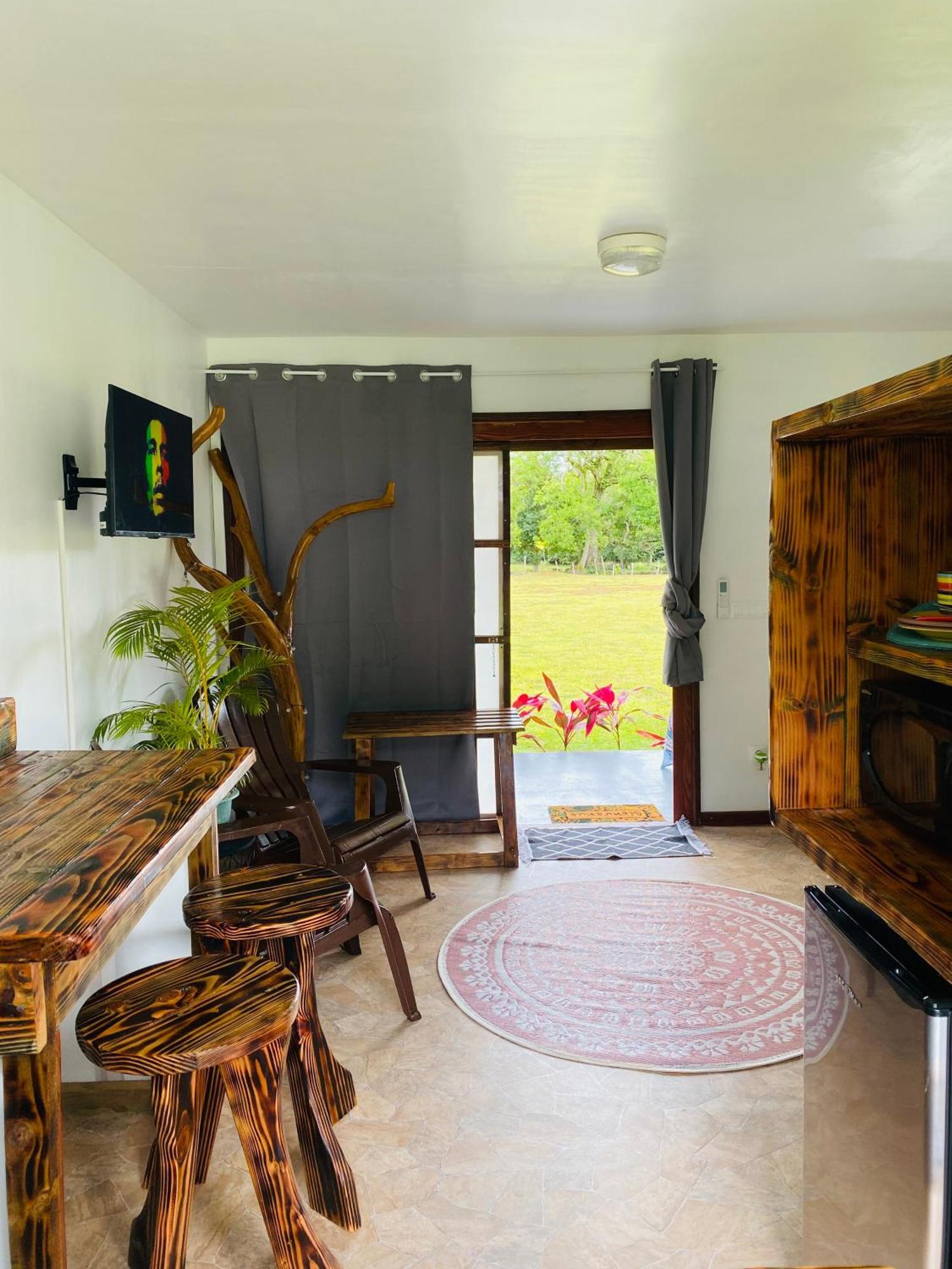 Huahine Serenity Cottage Maroe Экстерьер фото